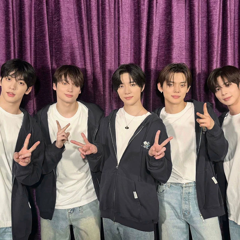 TXT 2025 World Tour ACT PROMISE EP2 IN JAPAN Zippered Hoodie (Fan